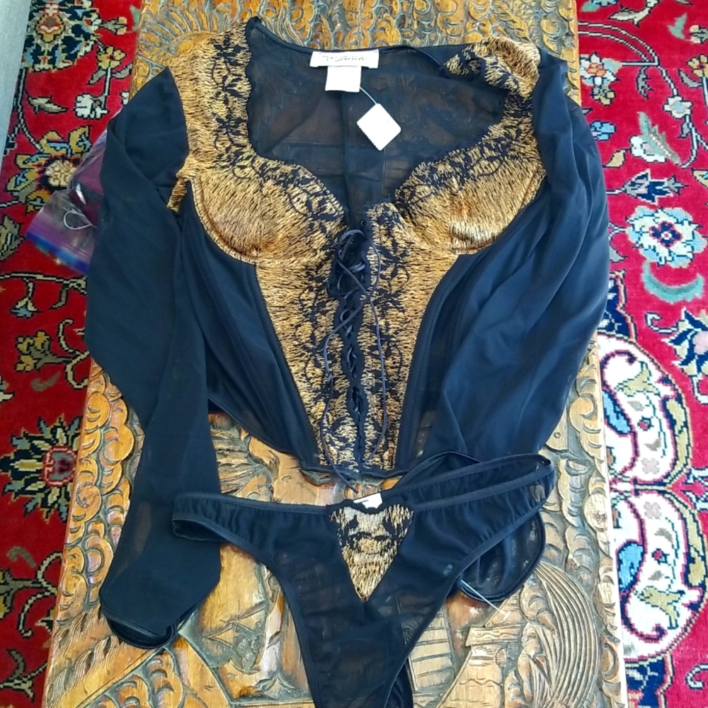 ESCANTE Lingereie 2 PC Sheer Medium